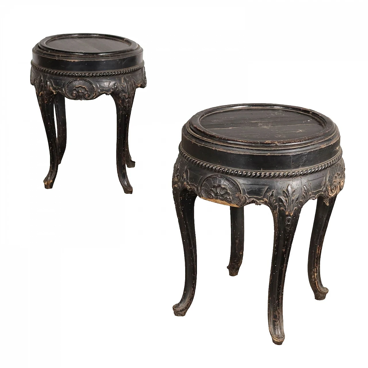Pair of carved wooden vase holders with leaf motifs, 19th century 1