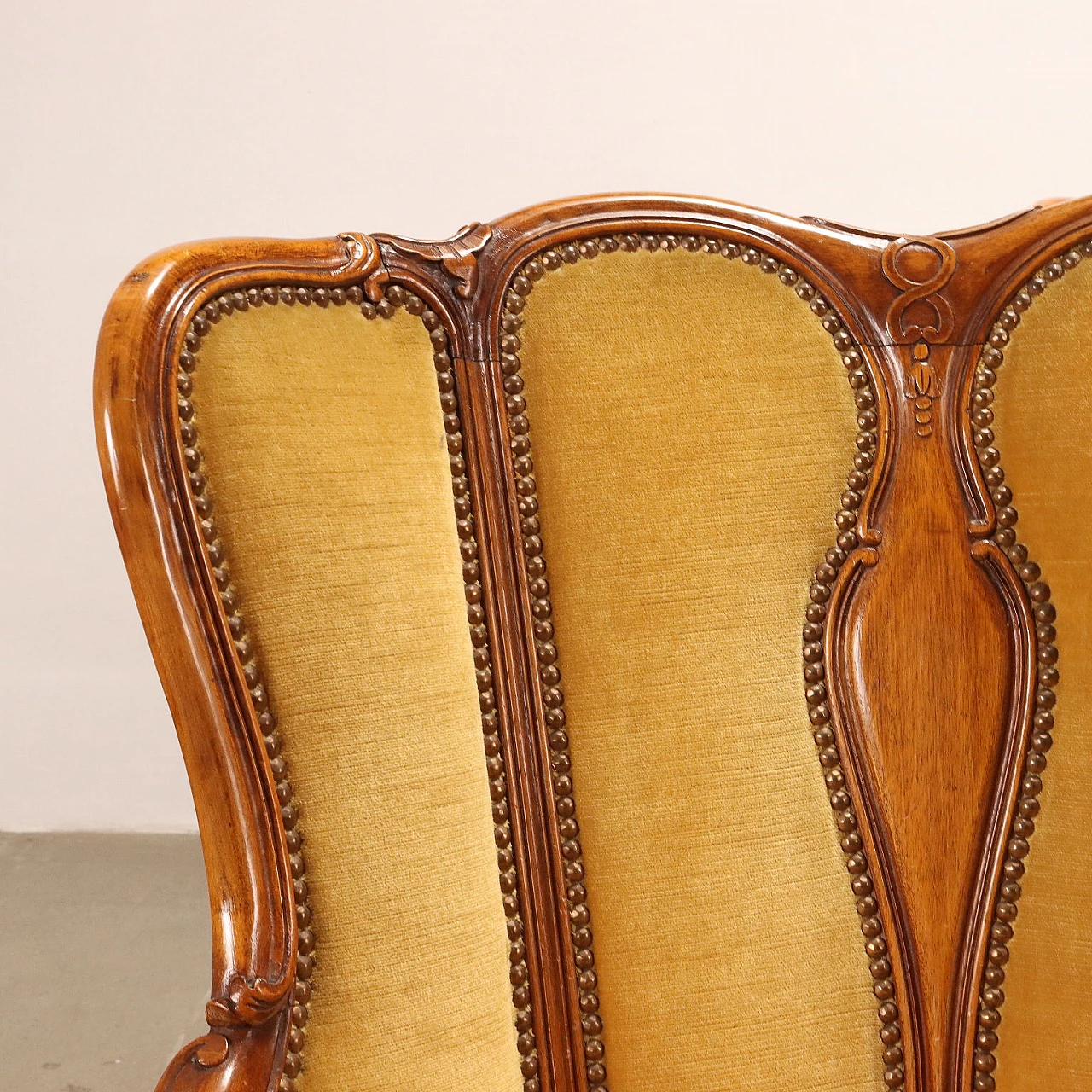 Pair of Barocchetto style walnut bergère armchairs 4