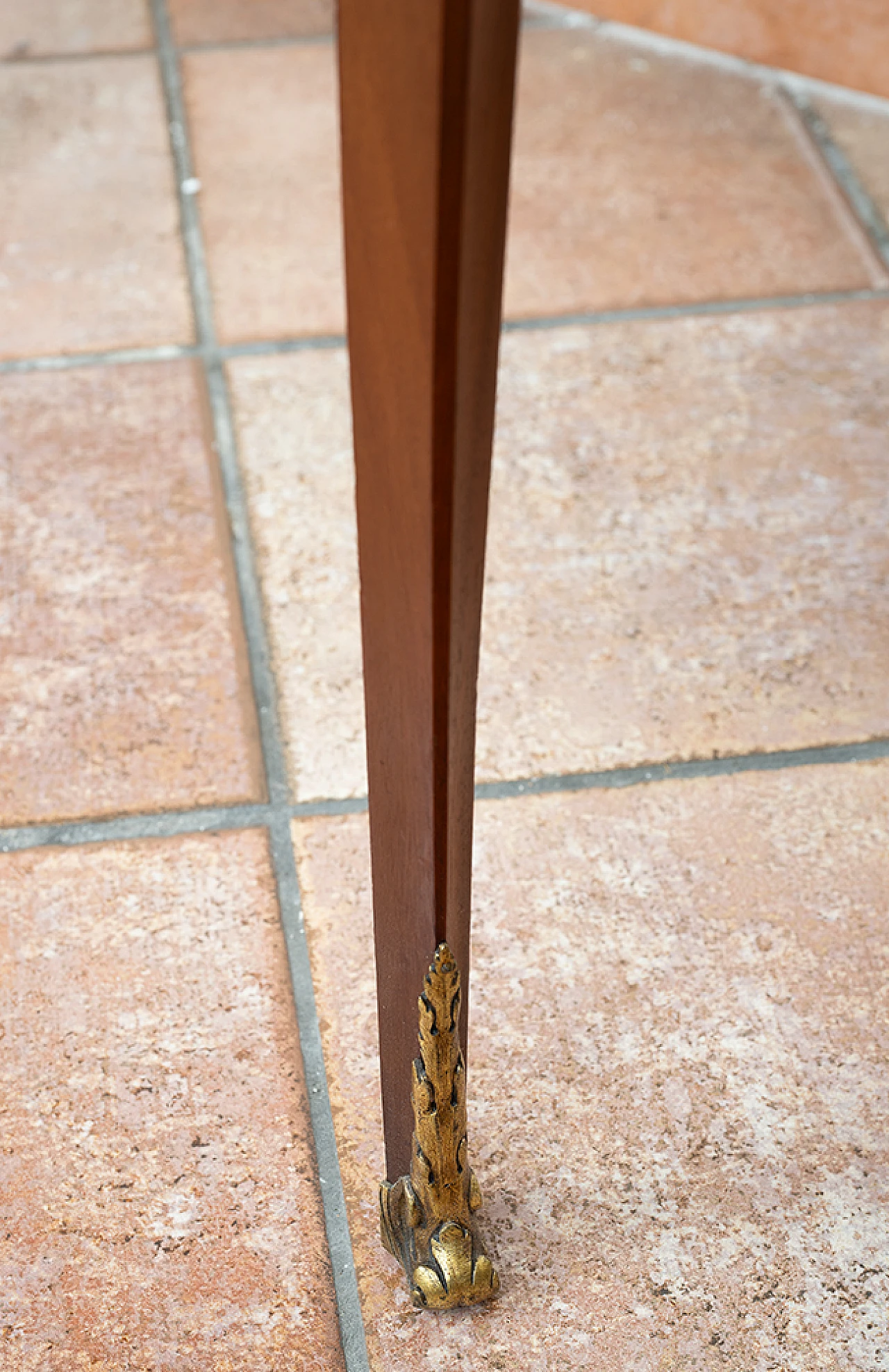 Mahogany coffee table with marble top & bronze details, 19th century 5