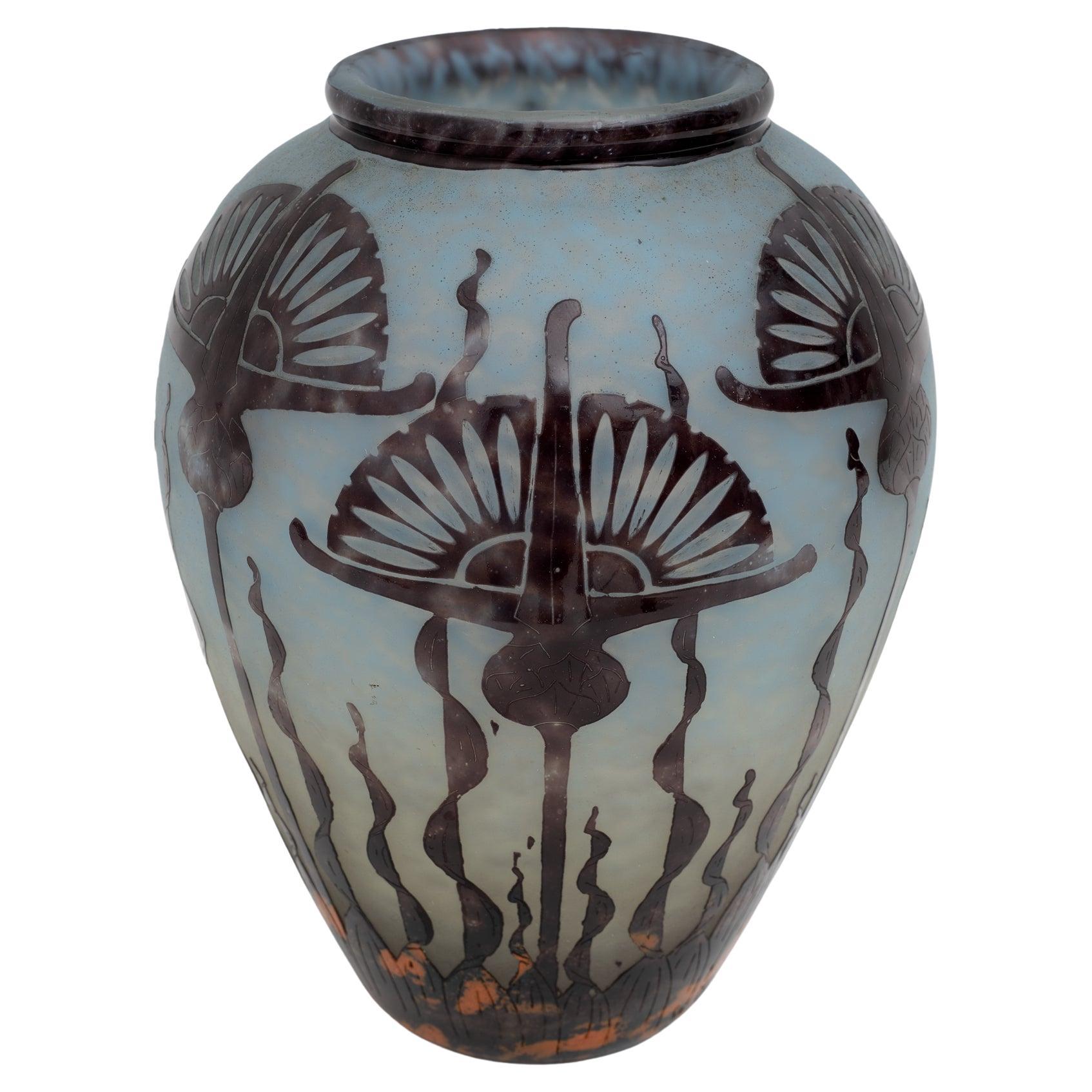 Le Verre Francais glass vase by Charles Schneider, 1924 | intOndo