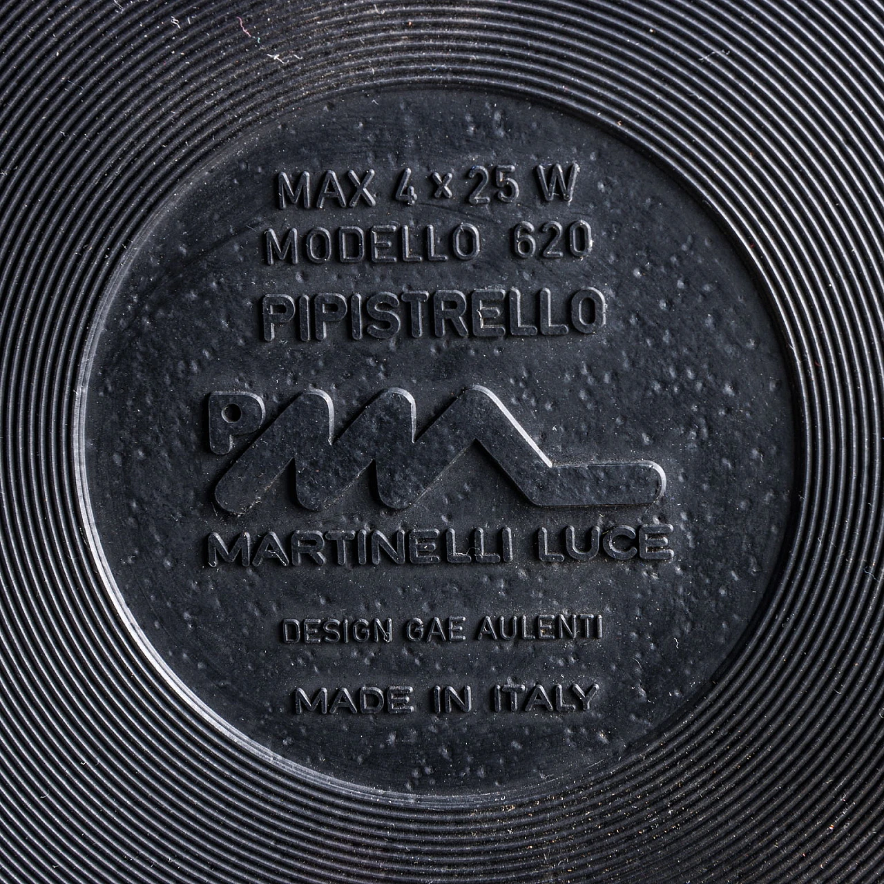 Pipistrello table lamp by Gae Aulenti for Martinelli, 1960s 8