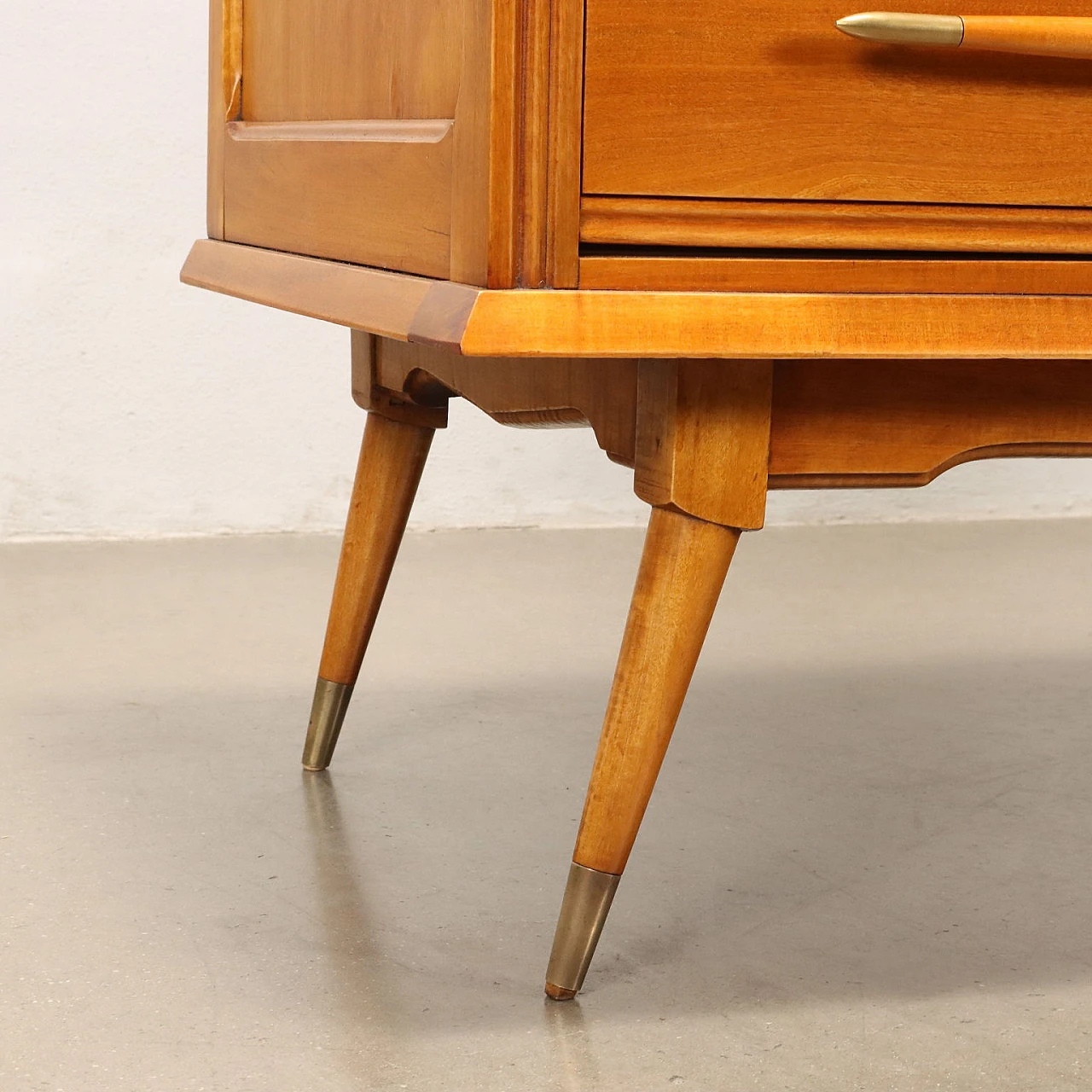Brass and poplar veneer dresser with six drawers, 1950s 8