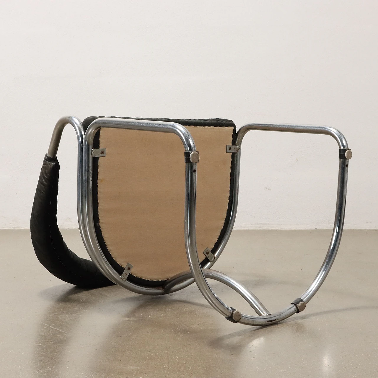 6 Sedie con rivestimento in tessuto nero e tubolare cromato, anni '60 8