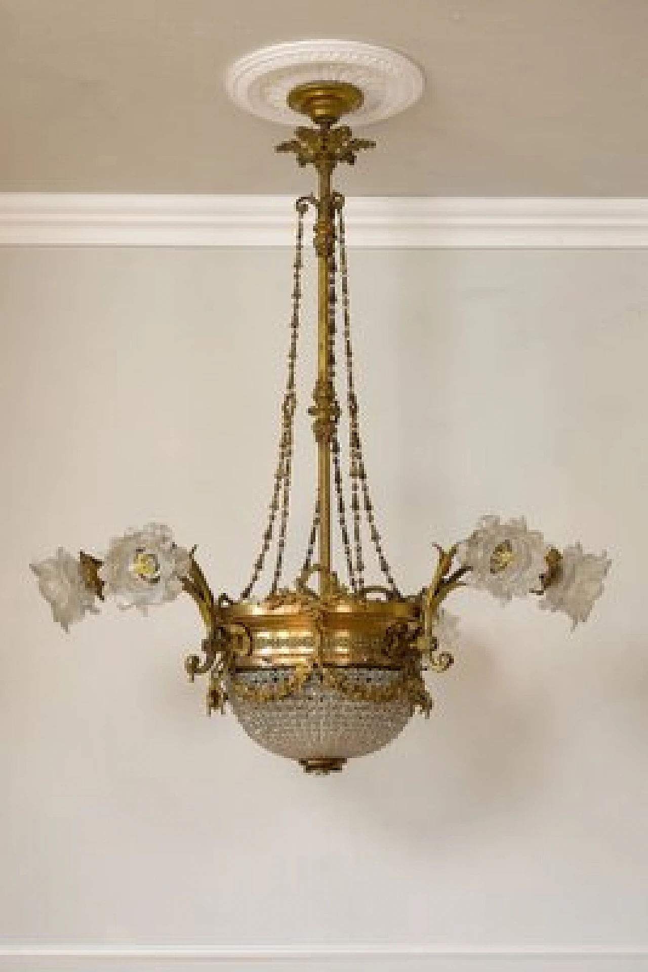 Nine-light Art Nouveau brass and crystal chandelier, 1920s 12