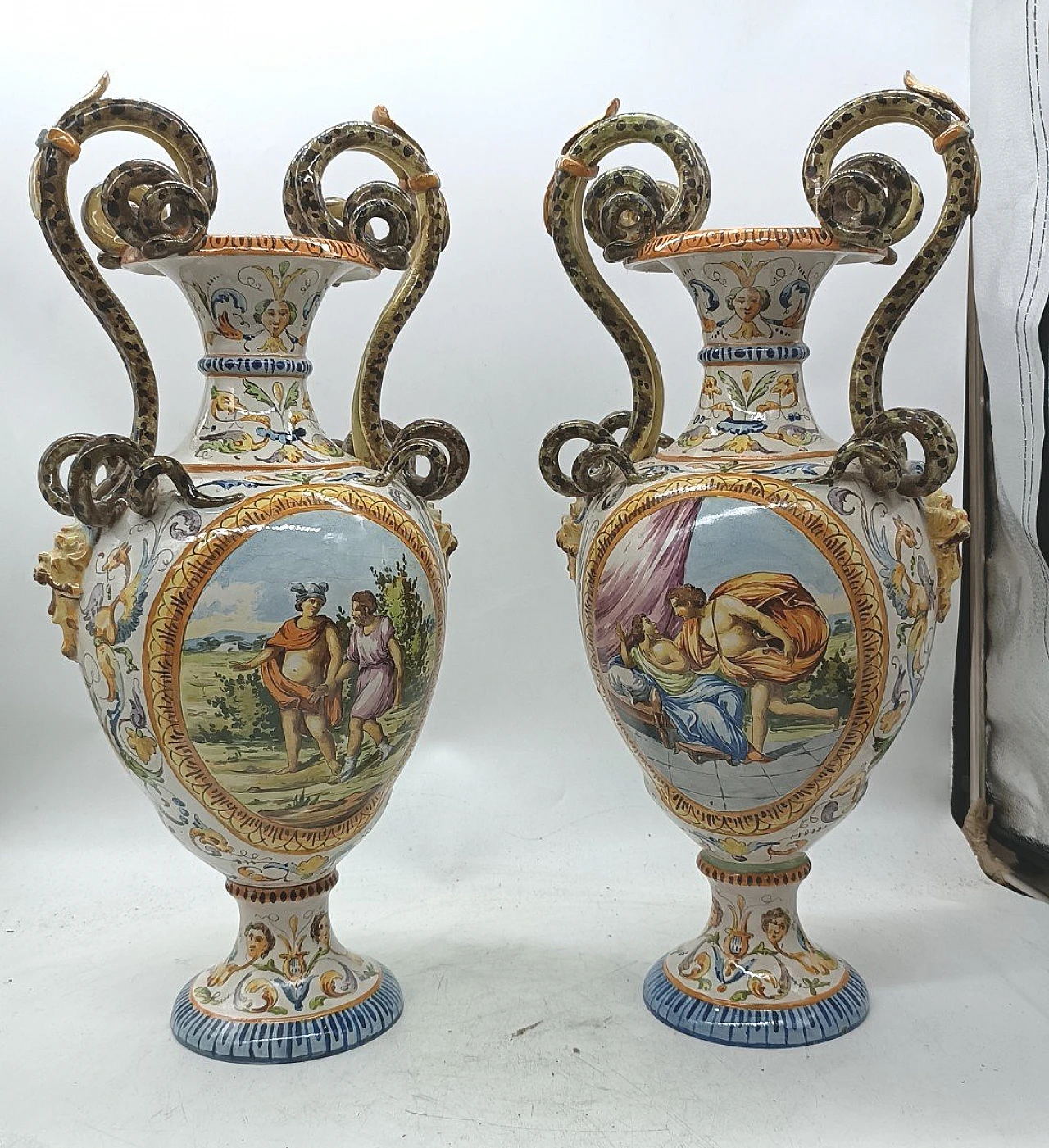 Pair of majolica vases by Mollica manufactory, 19th century 1