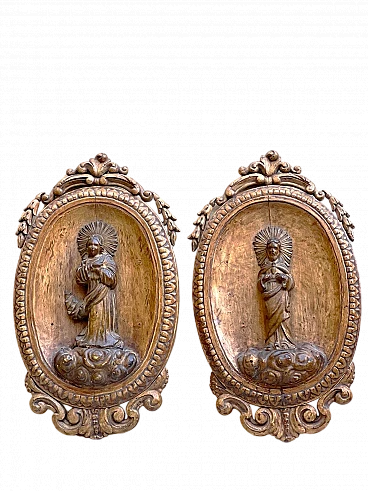 Pair of saints, wooden sculptures, 19th century