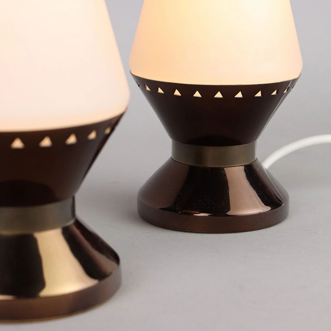 Pair of table lamps in glass and brass by Stilnovo, 1960s 5