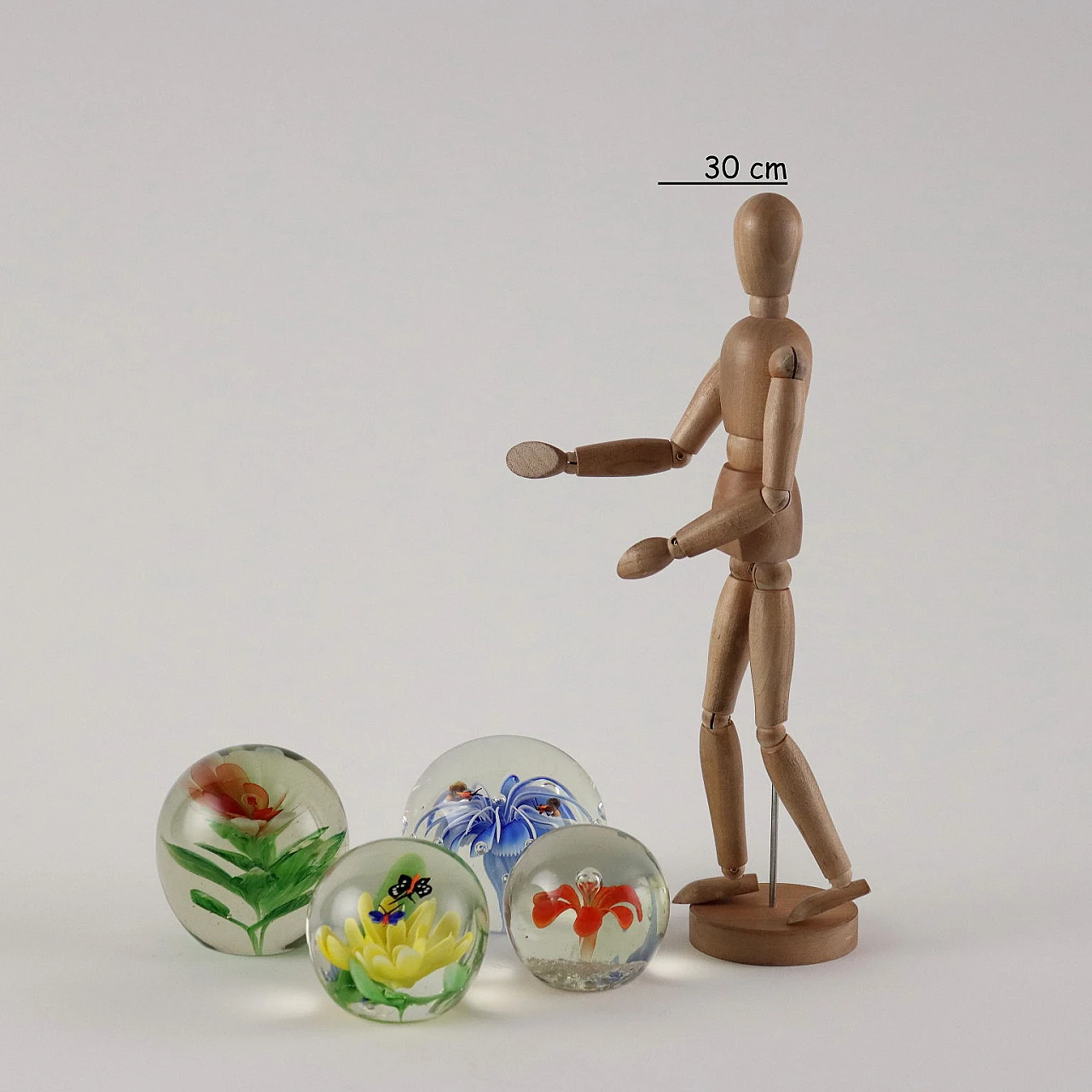 10 Murano glass paperweights, 1950s 2