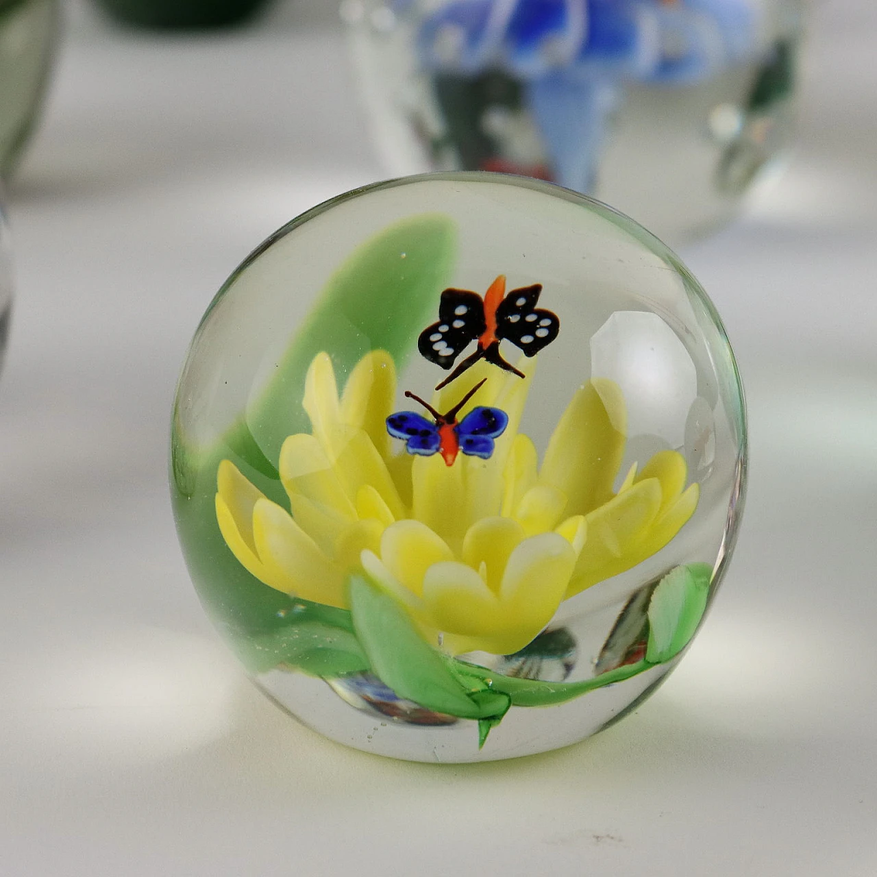 10 Murano glass paperweights, 1950s 3