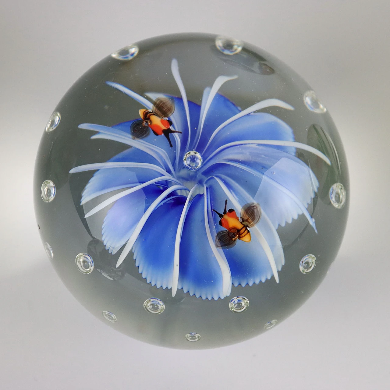 10 Murano glass paperweights, 1950s 5