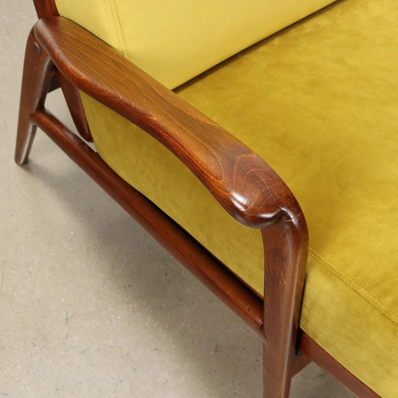Poltrona reclinabile in legno di faggio tinto e velluto, anni '50 7