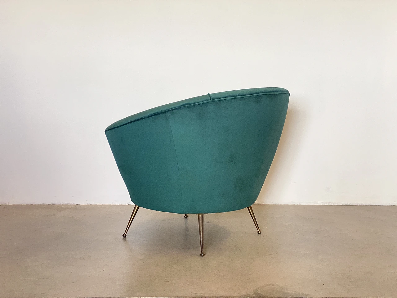 Coppia di Poltrone in velluto verde e ottone di ISA Bergamo, anni '50 12