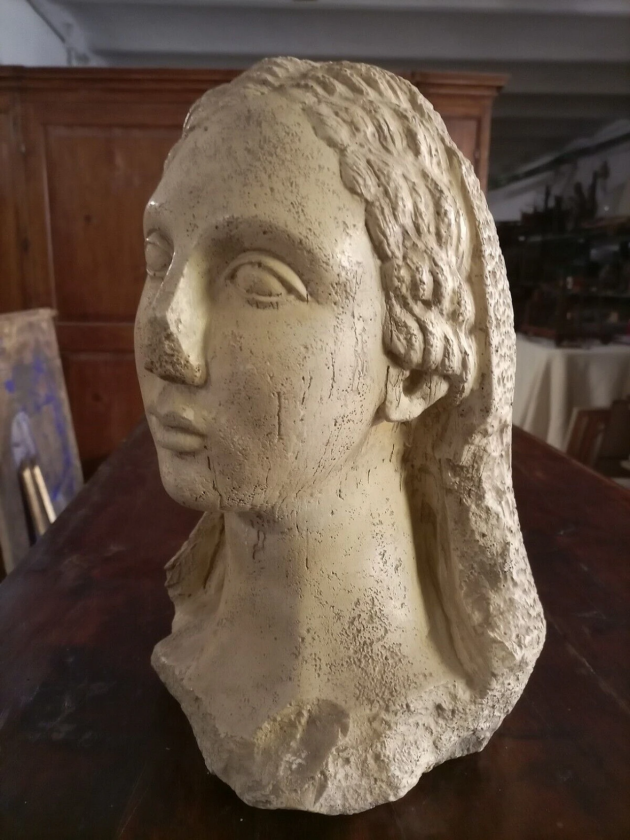 Volto di donna greca, scultura in gesso, inizio '900 10