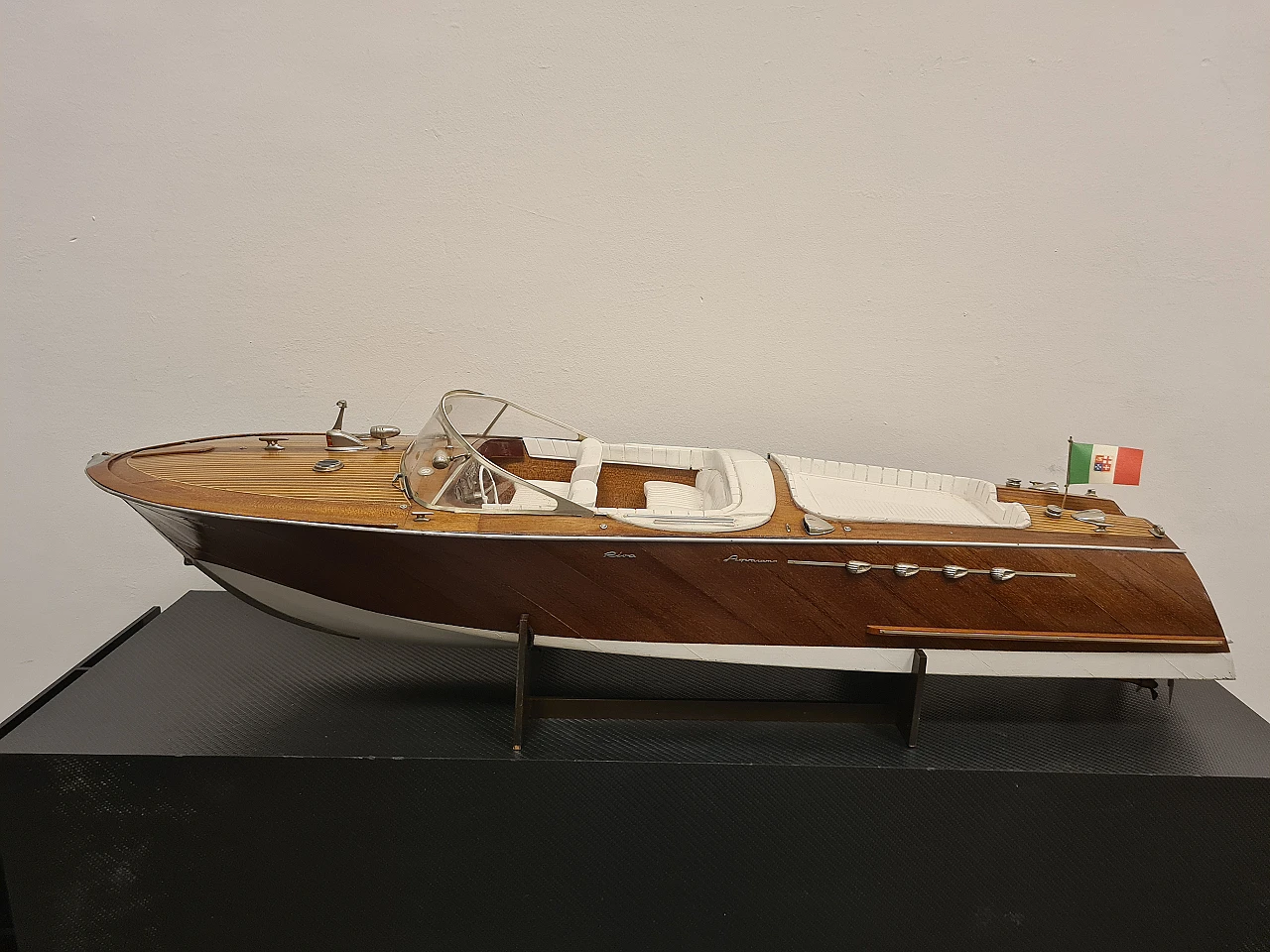 Modellino in scala motoscafo Acquarama Riva, anni '80 1