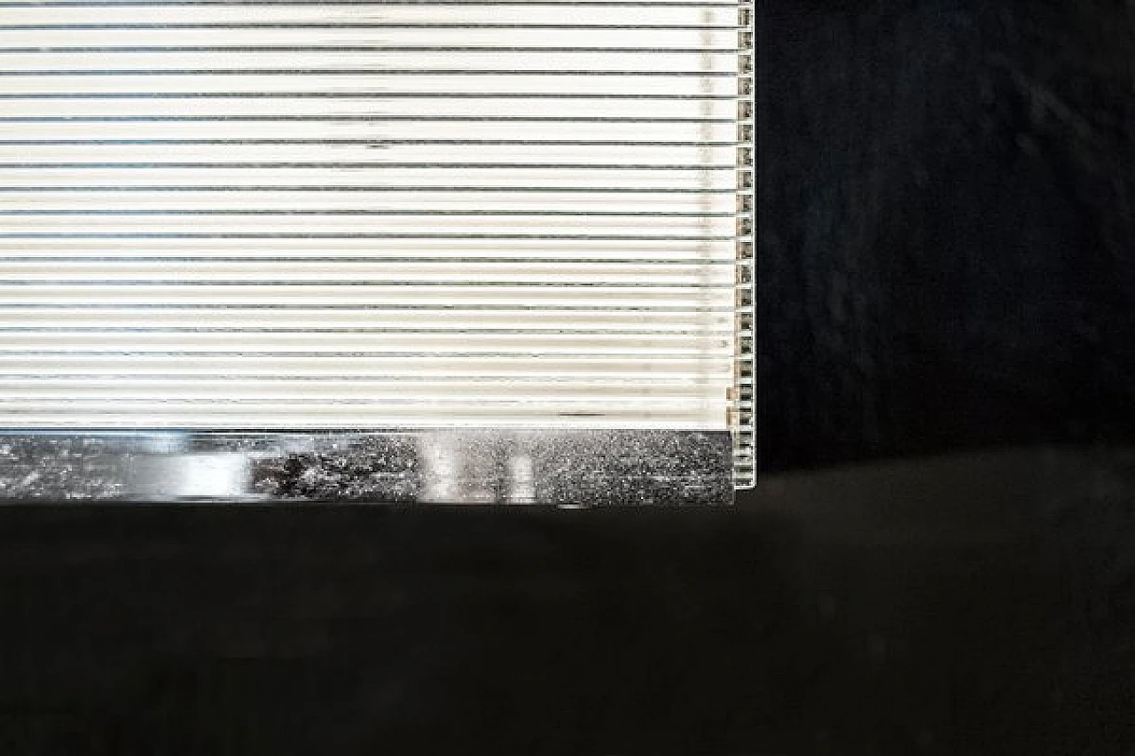 Lampada da parete in vetro zigrinato di Stilnovo, anni '60 4