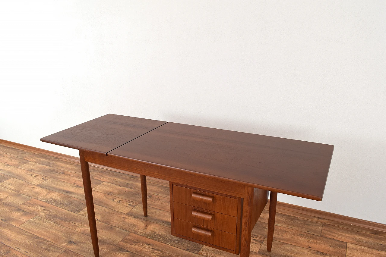 Scrivania allungabile danese in teak, anni '60 12
