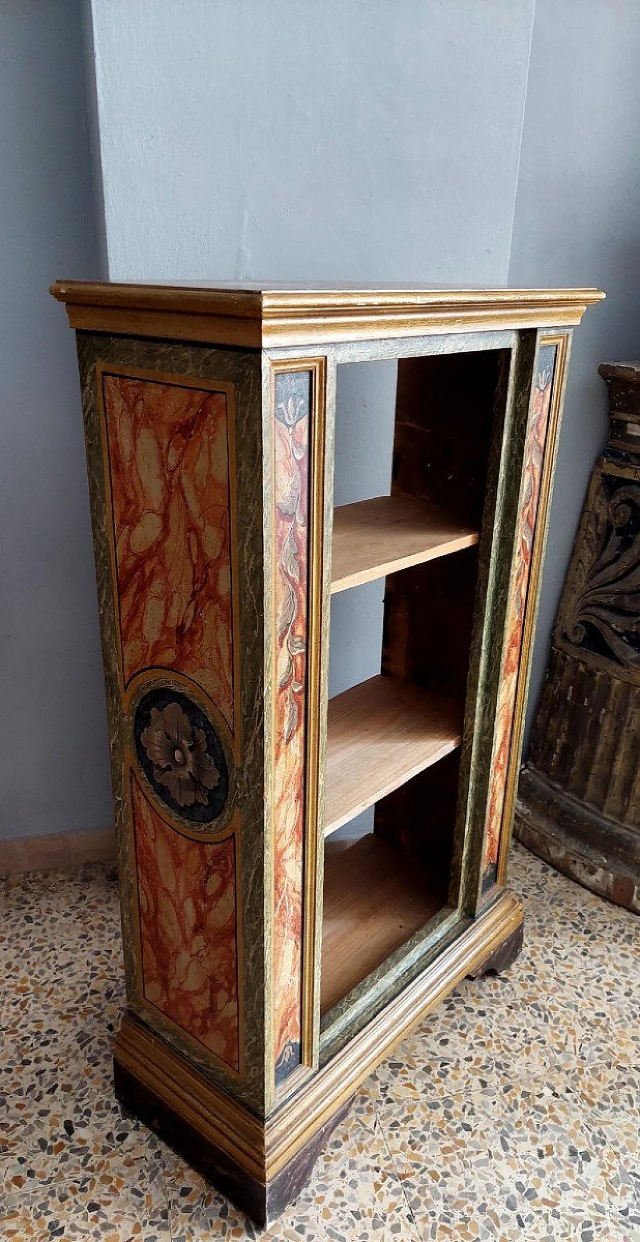 Marble-effect painted wood bookcase, early 20th century 9