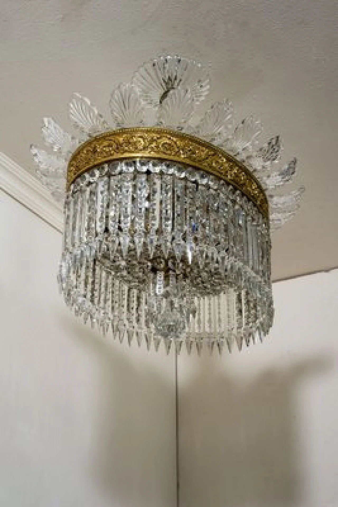 Crystal and chiselled bronze oval chandelier, 1930s 8