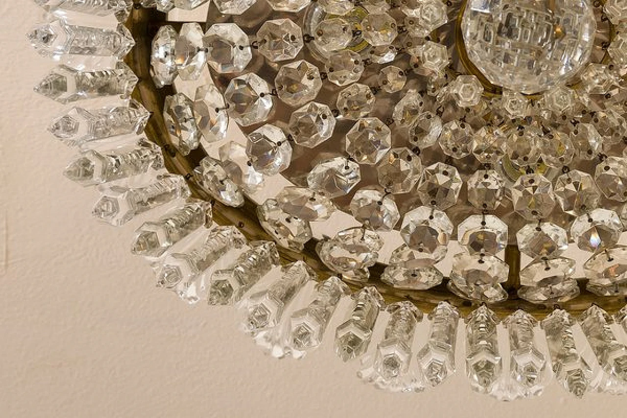 Crystal and chiselled bronze oval chandelier, 1930s 12