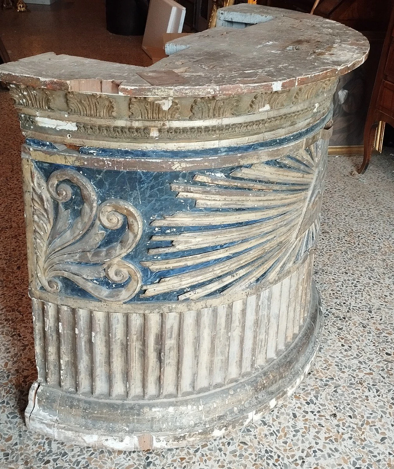 Frammento d'arredo in legno laccato e dorato, '700 12