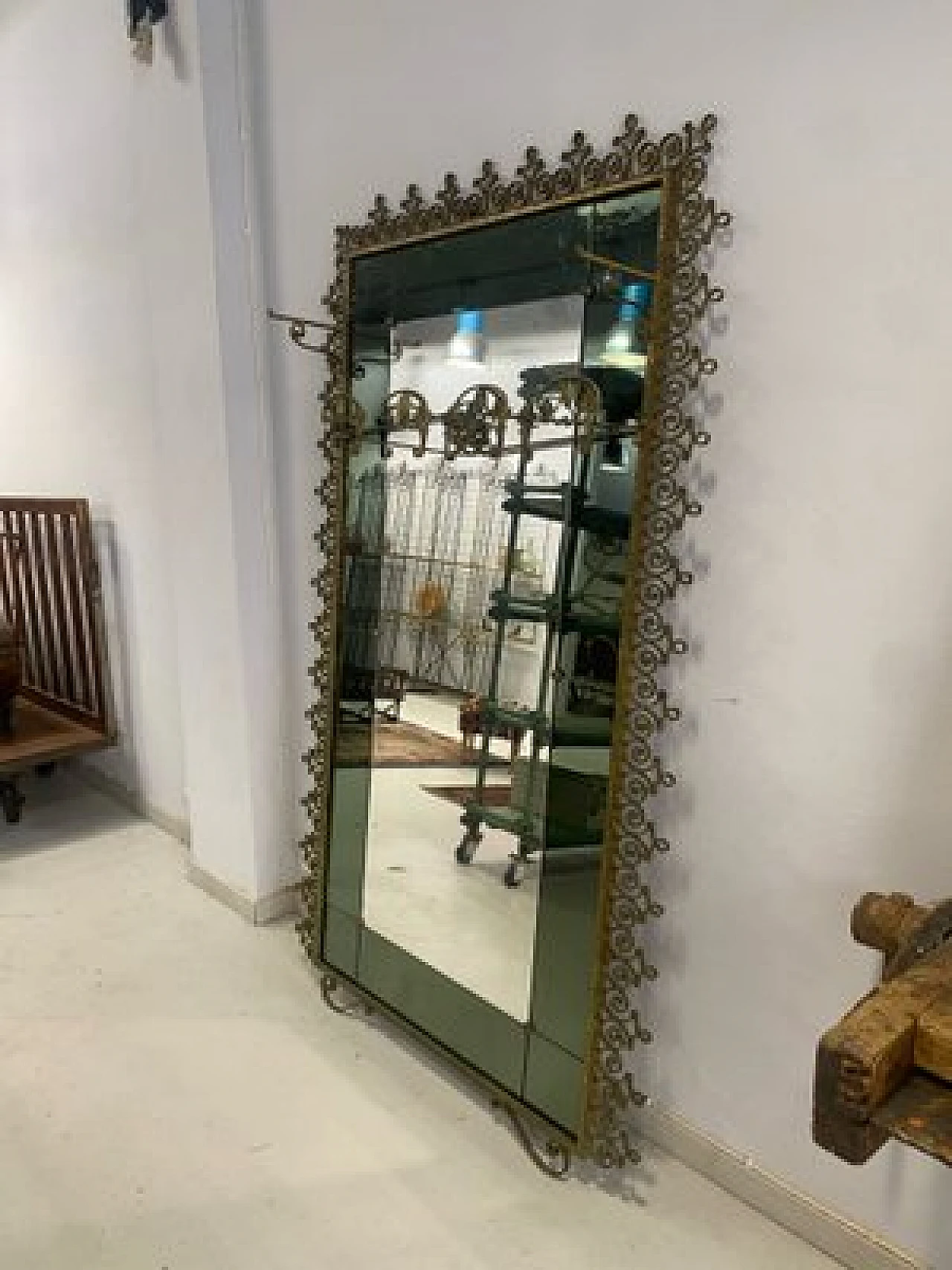 Appendiabiti in ferro battuto con specchio di Pierluigi Colli,anni '50 3