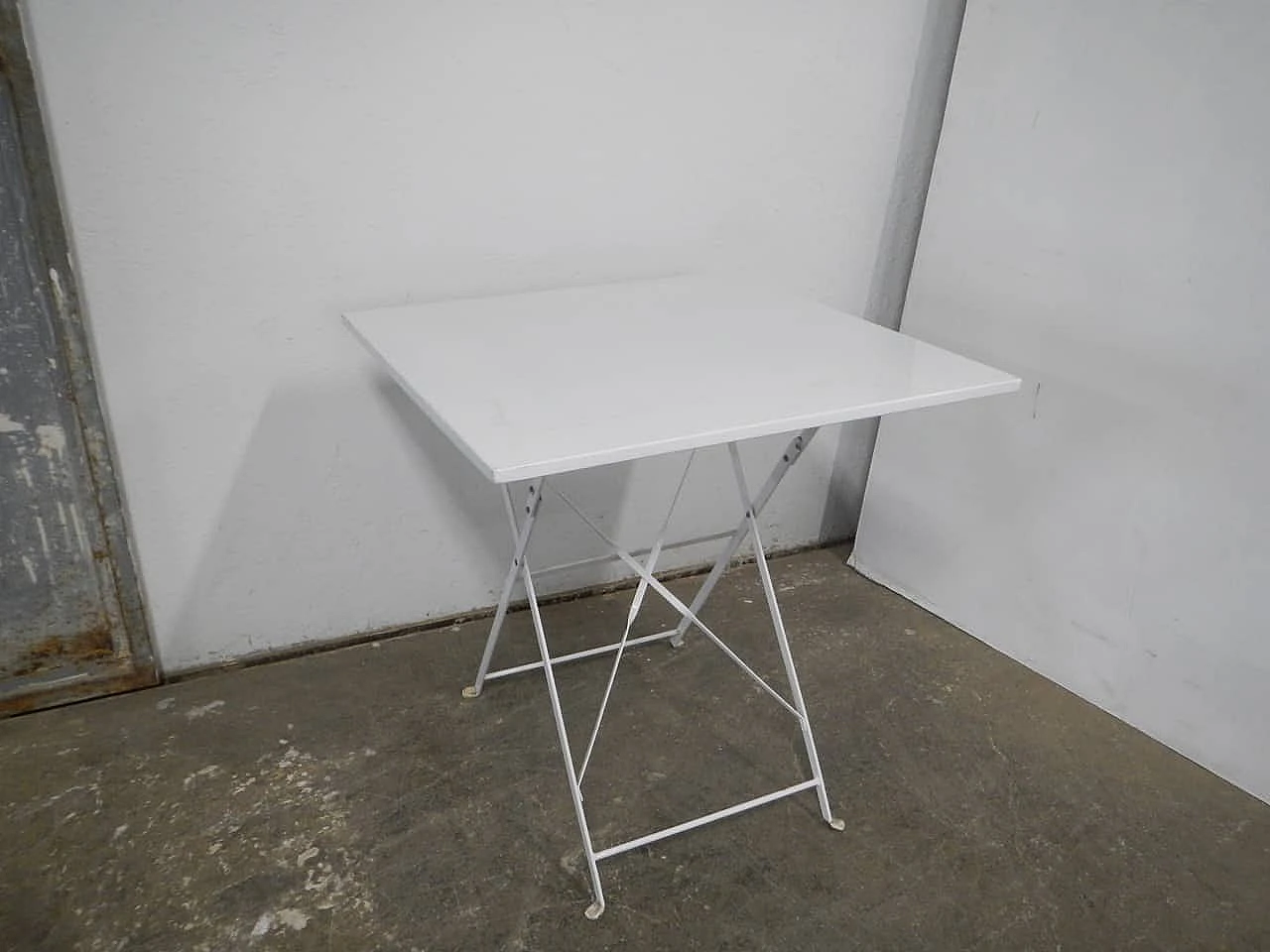 Foldable garden table in white metal, 1960s 2