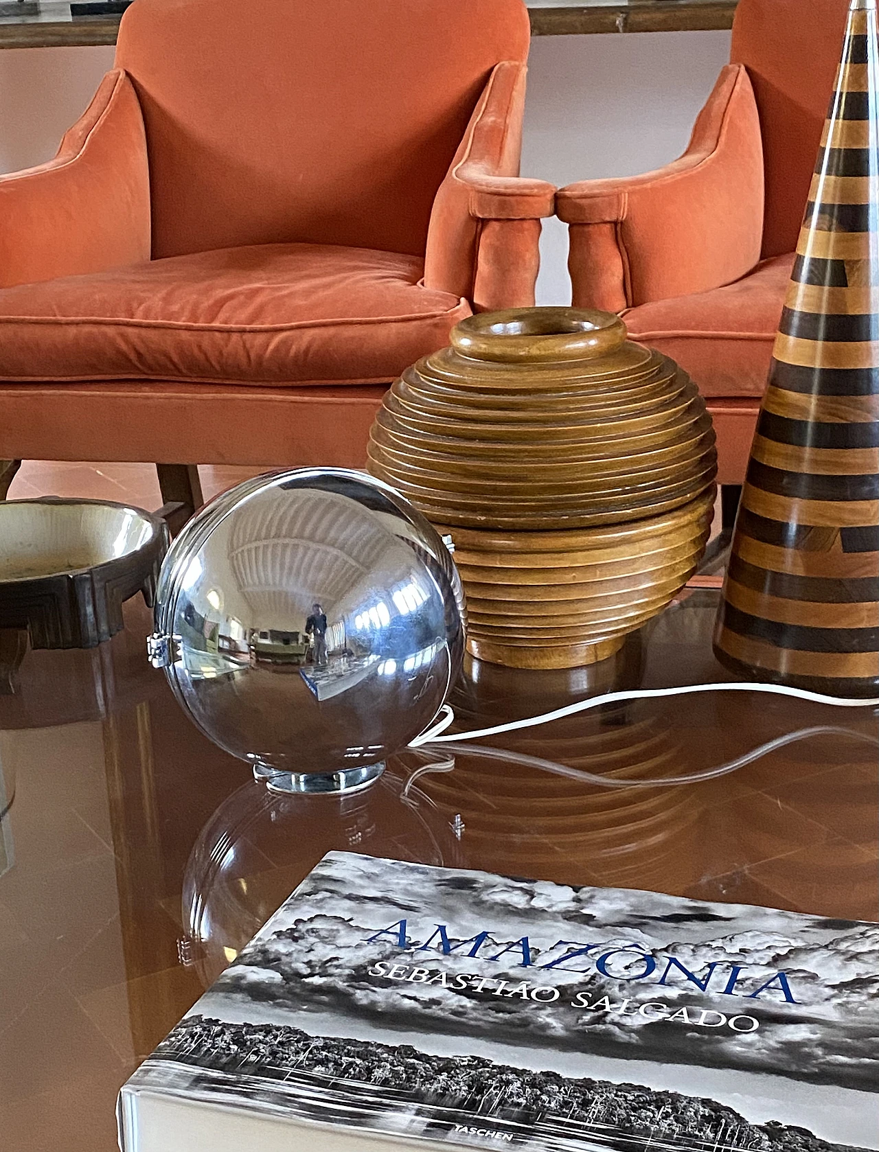 Chromed metal & glass spherical table lamp, 1970s 10