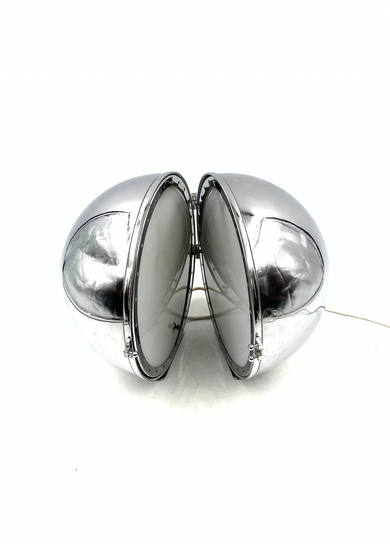 Chromed metal & glass spherical table lamp, 1970s 20
