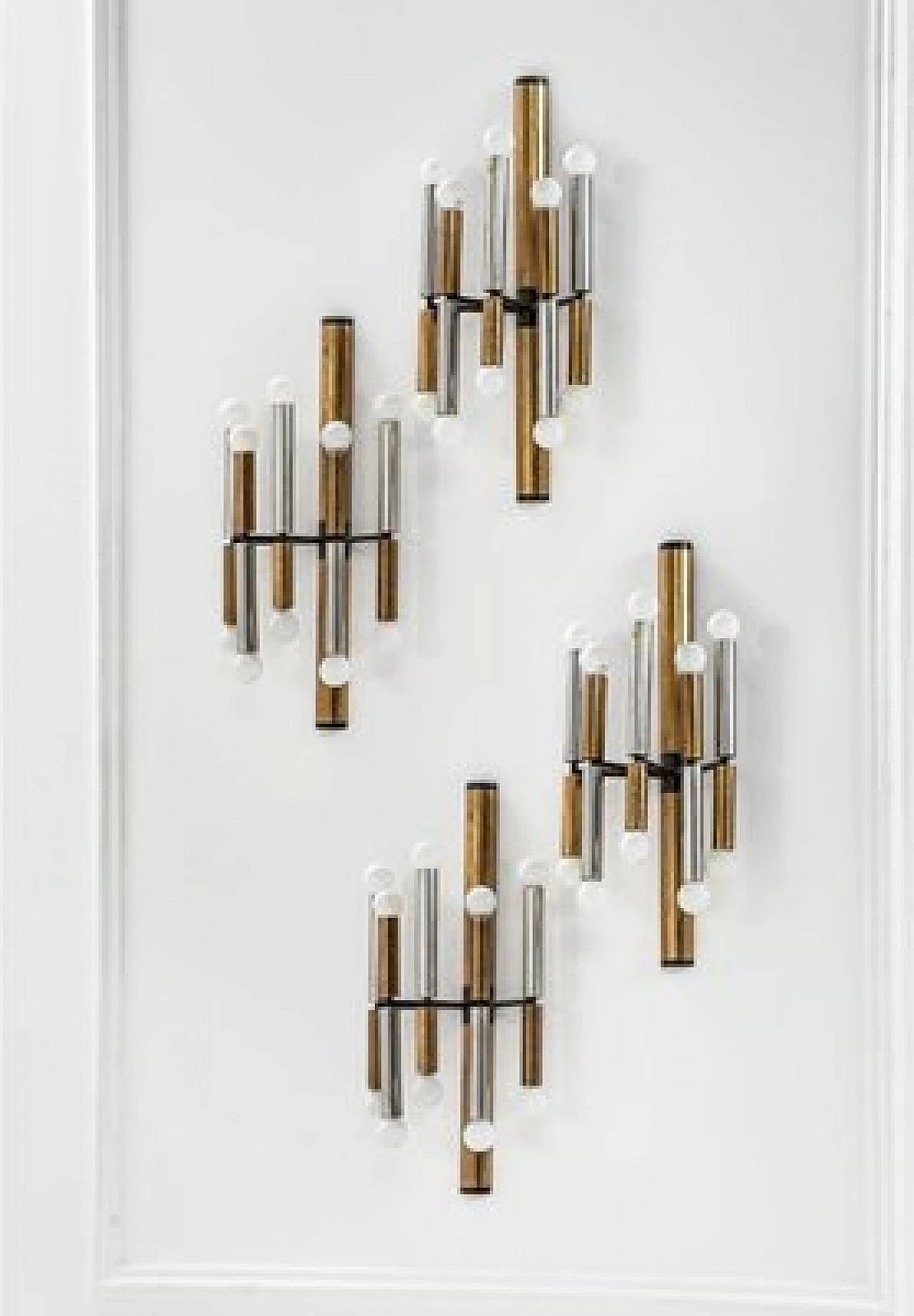 Coppia di applique in metallo cromato e ottone di Stilnovo, anni '60 1