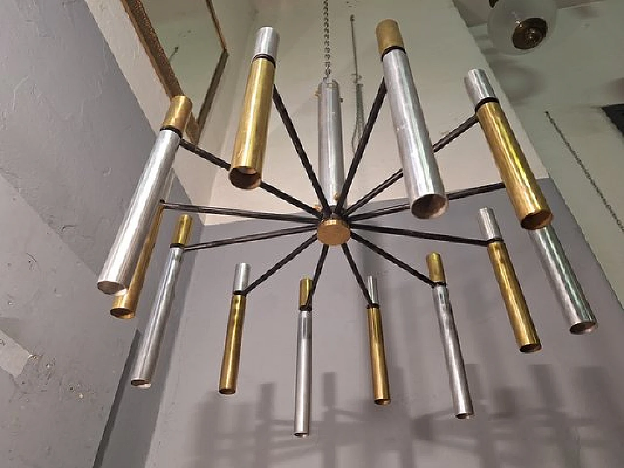 Lampadario 1147 in metallo cromato e ottone di Stilnovo, anni '50 7
