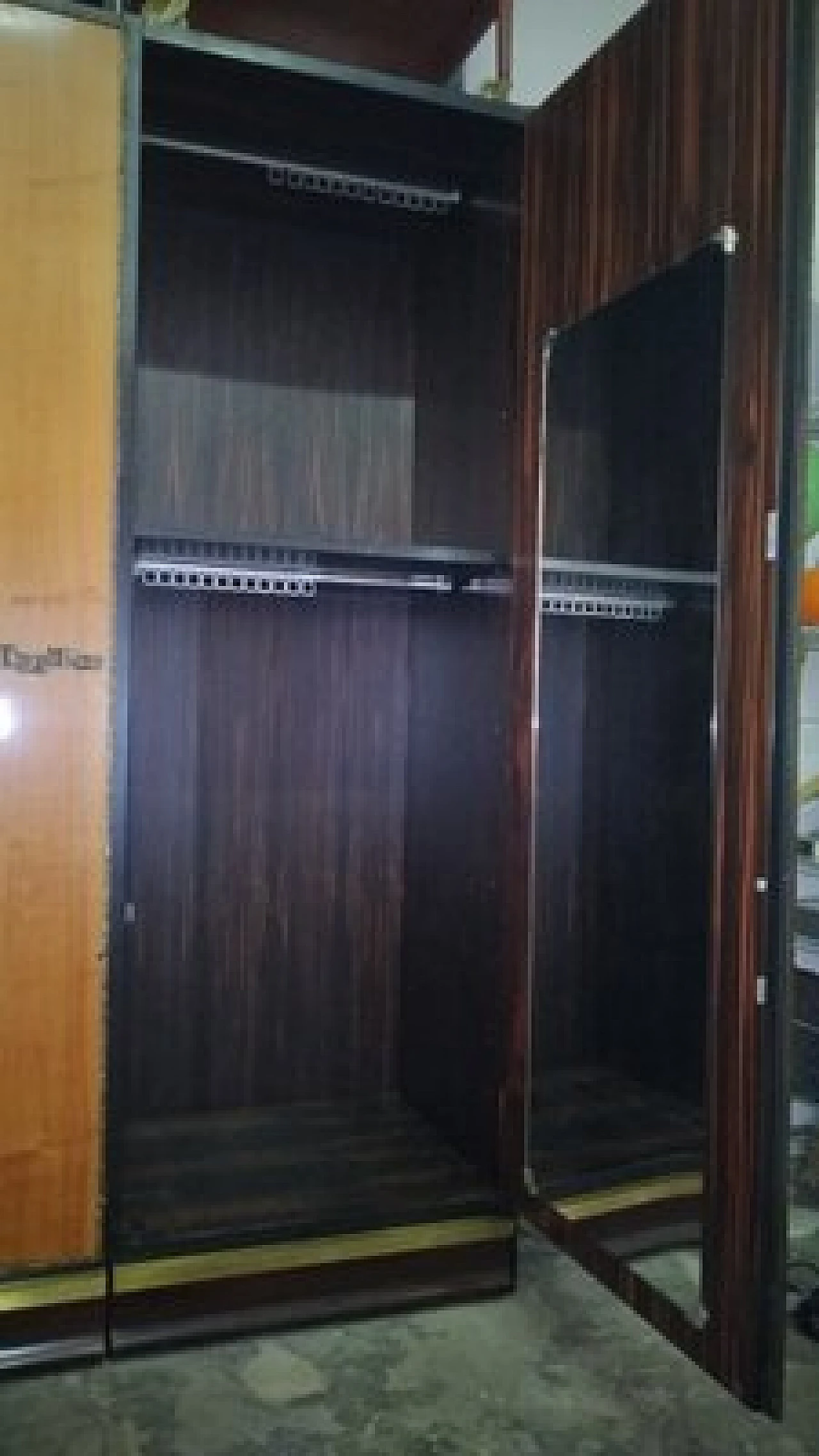 Armadio di Luciano Frigerio per Frigerio Di Desio, anni '60 9