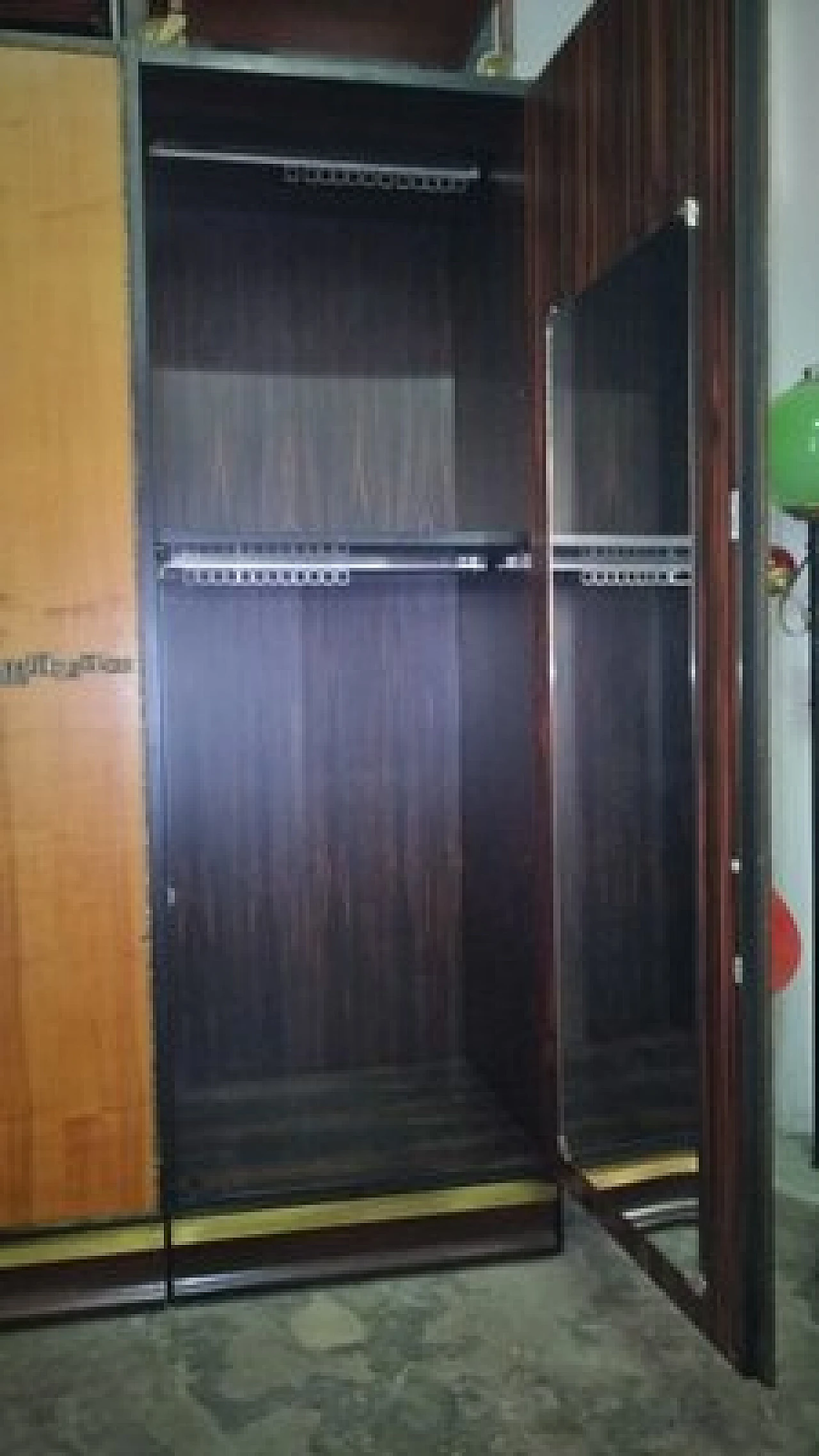 Armadio di Luciano Frigerio per Frigerio Di Desio, anni '60 13