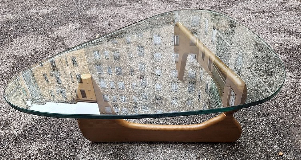 IN50 light wood coffee table by Isamu Noguchi for Cassina, 1990s 4