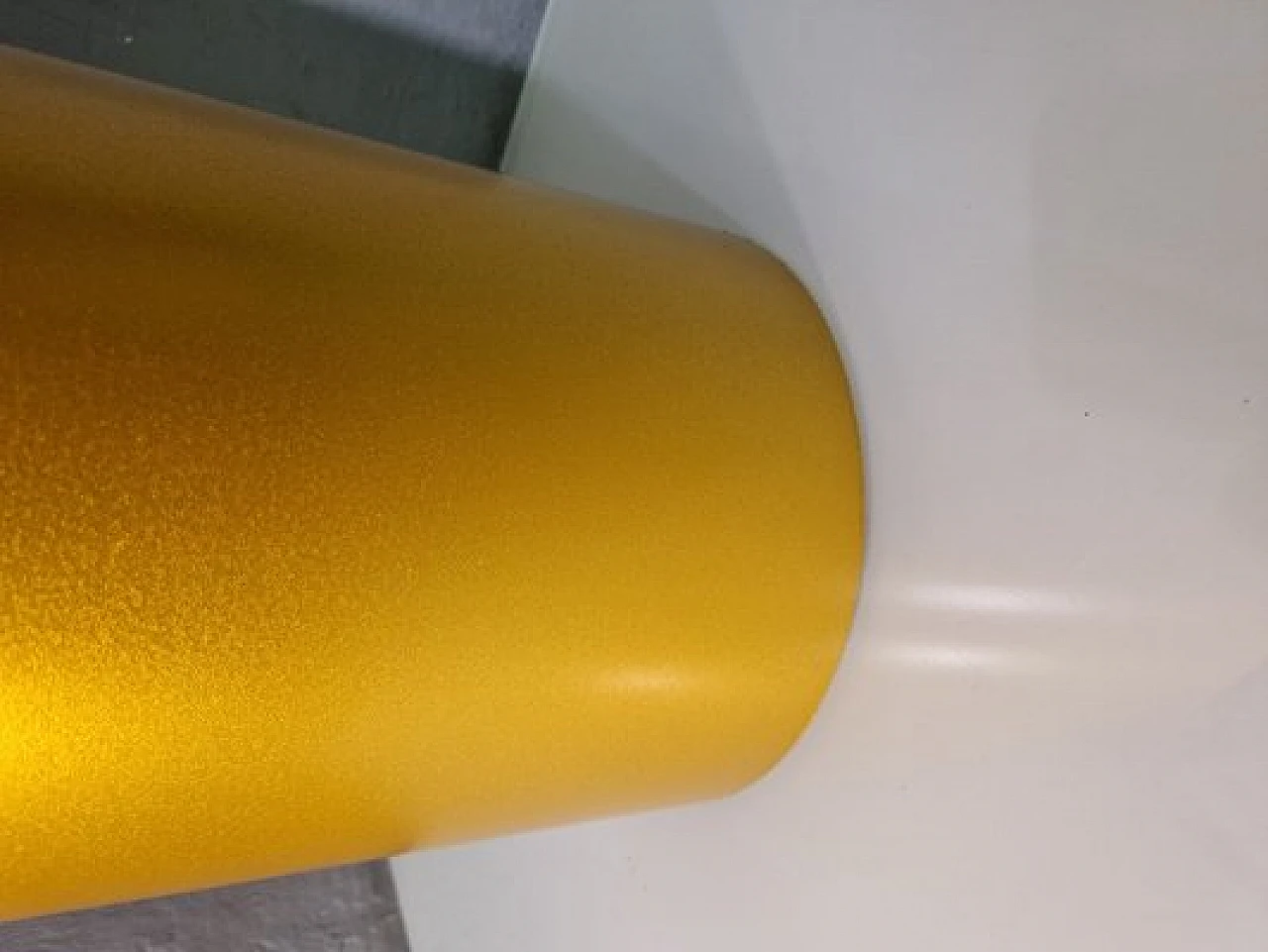 Specchio da terra Unghia in legno e pvc oro, anni 2000 6