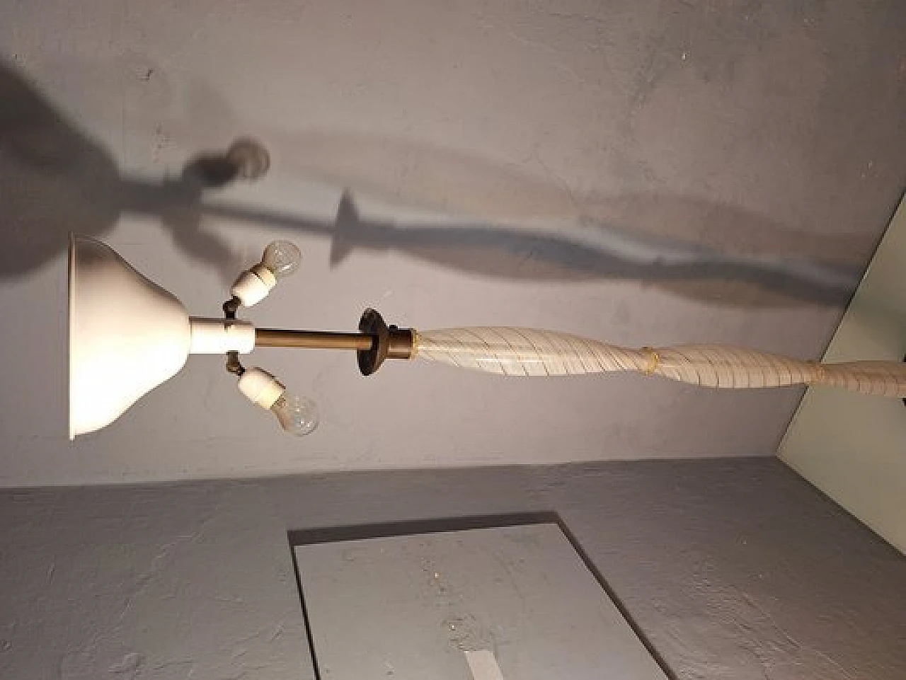 Floor lamp in glass & brass by Dino Martens for A. Toso, 1940s 3