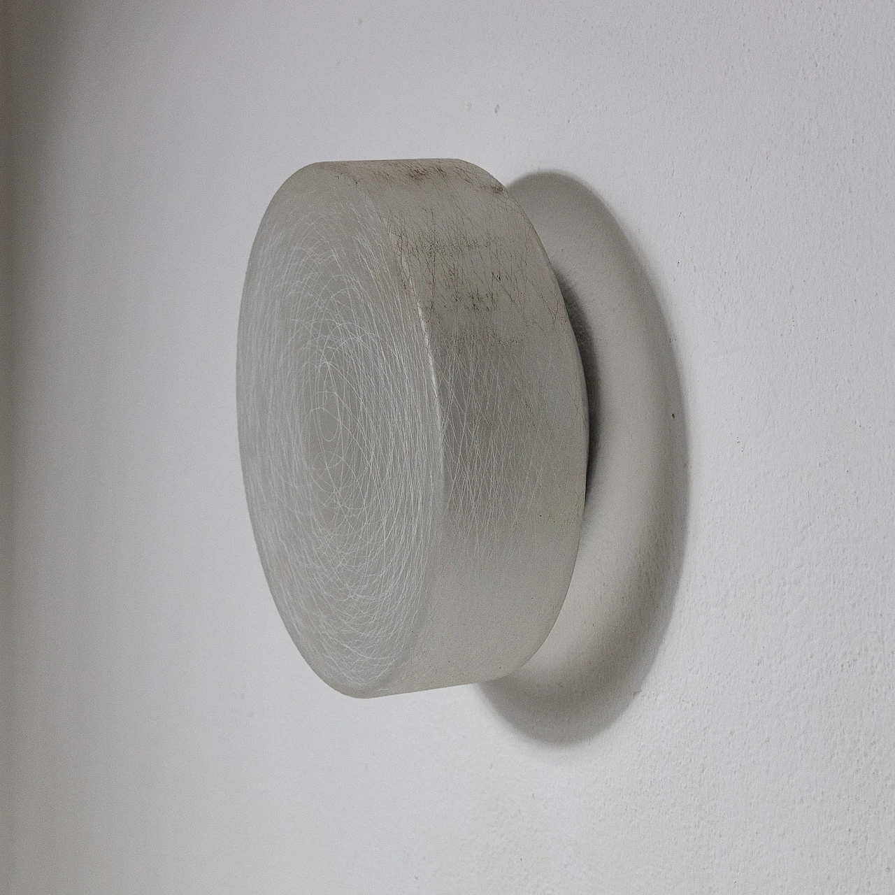 Coppia di lampade rotonde in vetro e metallo cromato, anni '60 3