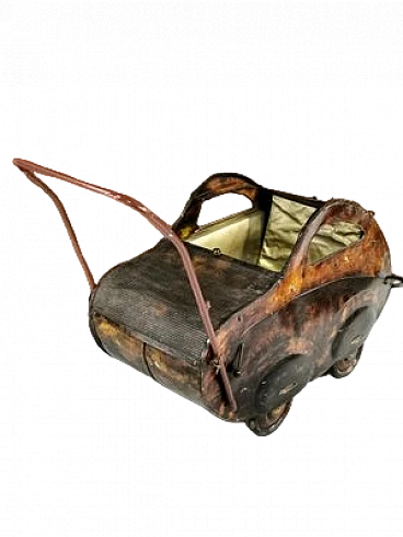 Carrozzina in latta di Giordani, 1942