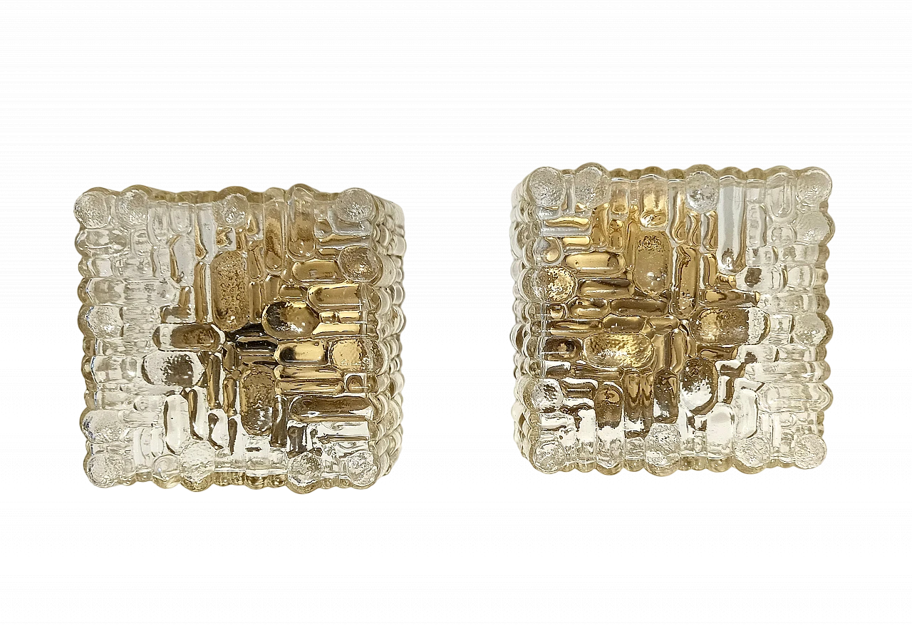 Pair of square wall lights in clear glass and iron, 1970s 8