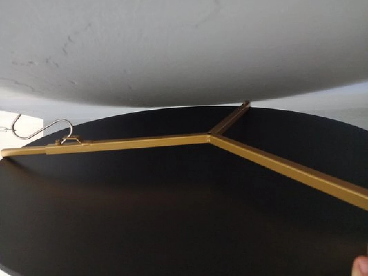 Specchio convesso blu con struttura in ferro orientabile, anni 2000 10