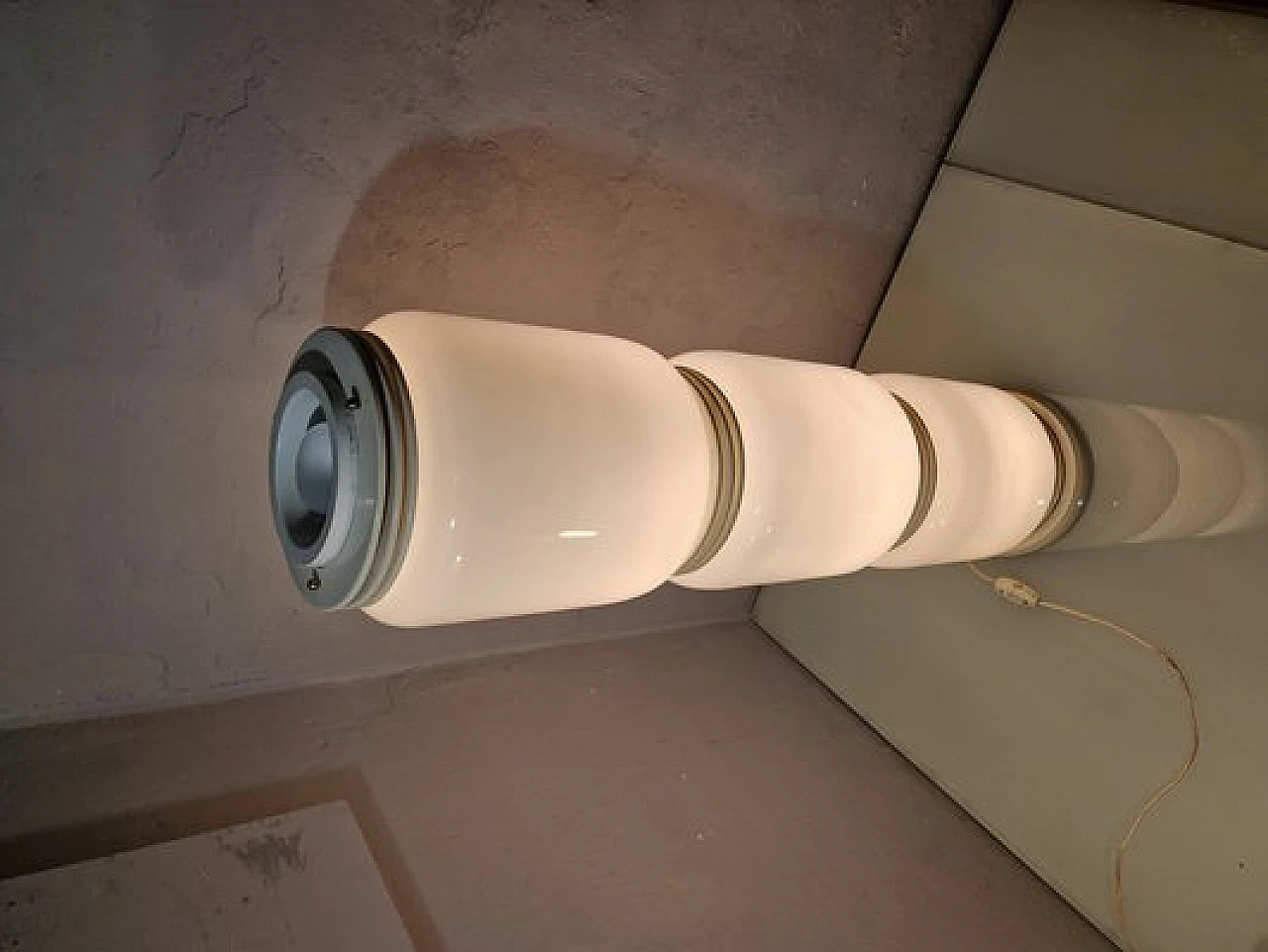 Floor lamp in white glass by Enrico Tronconi for Tronconi, 1960s 3