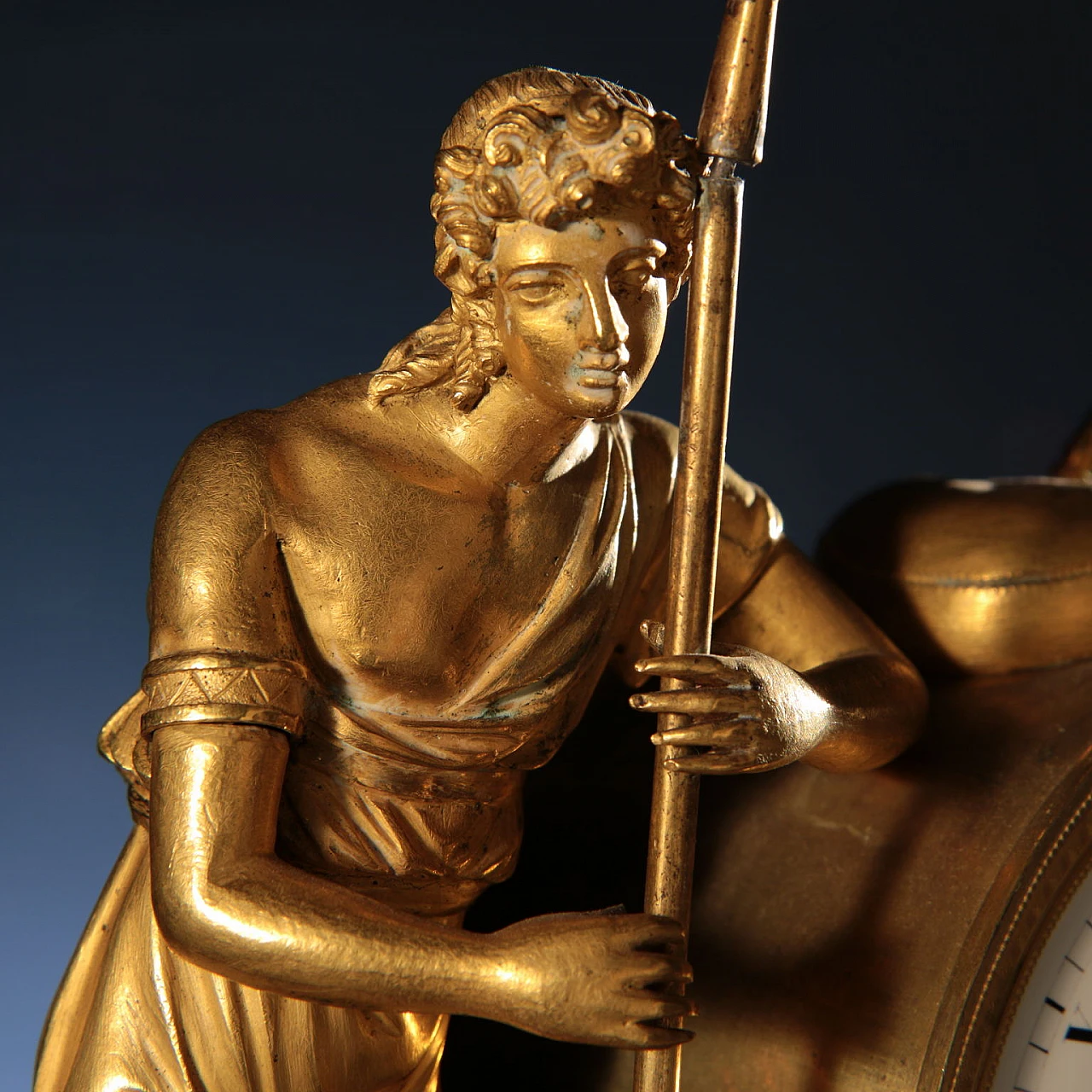 Orologio da mensola in bronzo dorato, inizio '800 2