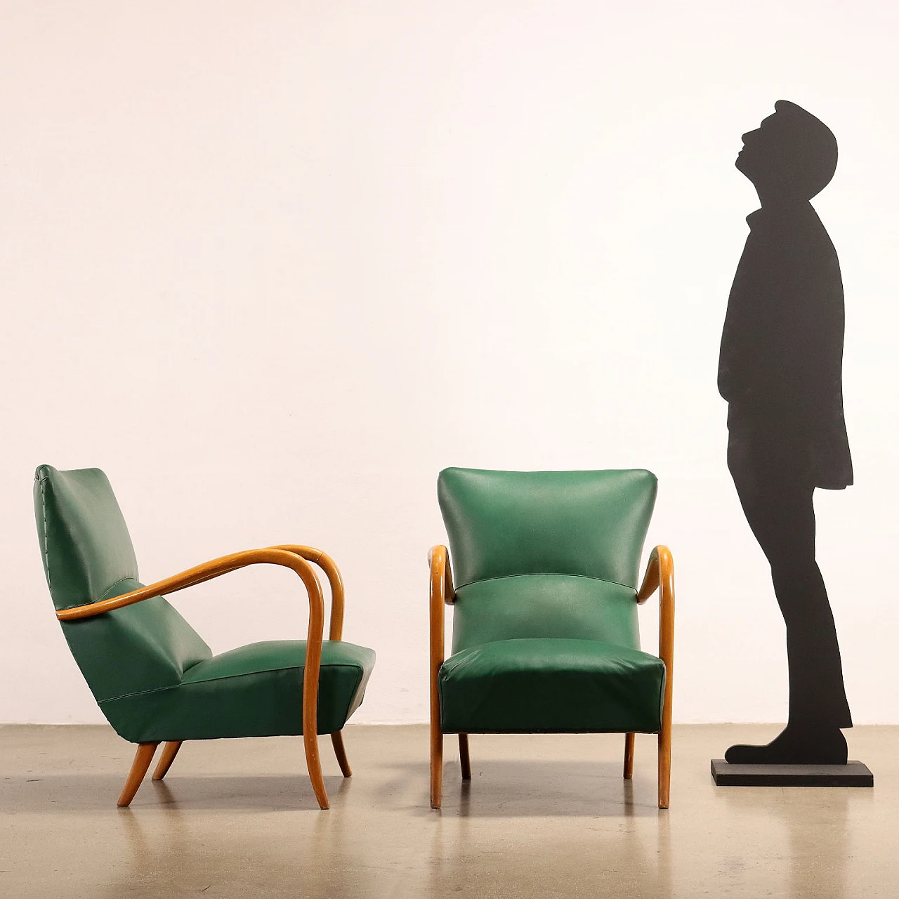 Coppia do poltrone in faggio con rivestimento in skai verde, anni '50 2