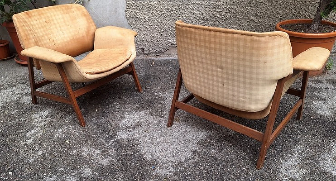 Pair of armchairs by Gianfranco Frattini for Cassina, 1960s 2