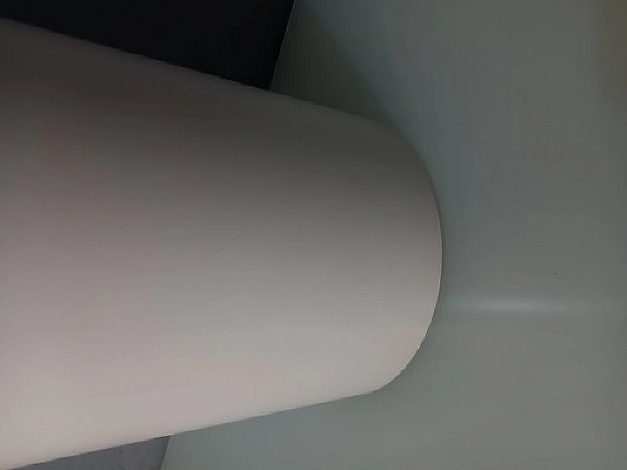 Specchio da terra Unghia in legno e pvc bianco, anni 2000 9