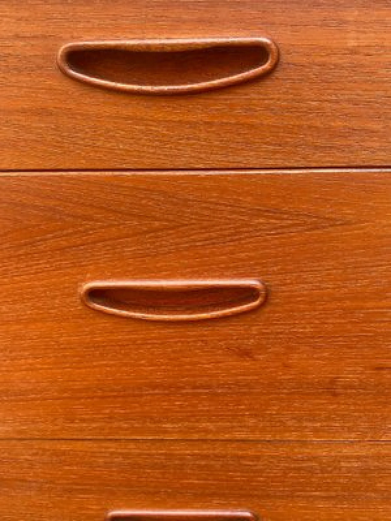 Dresser in teak with 4 drawers by Arne Vodder for Vamø, 1960s 6