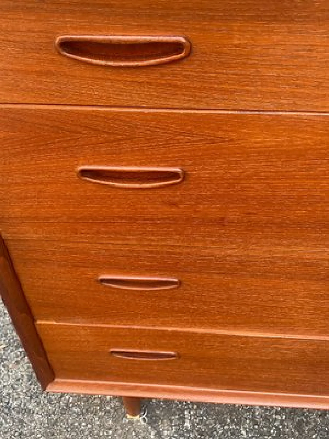 Dresser in teak with 4 drawers by Arne Vodder for Vamø, 1960s 9