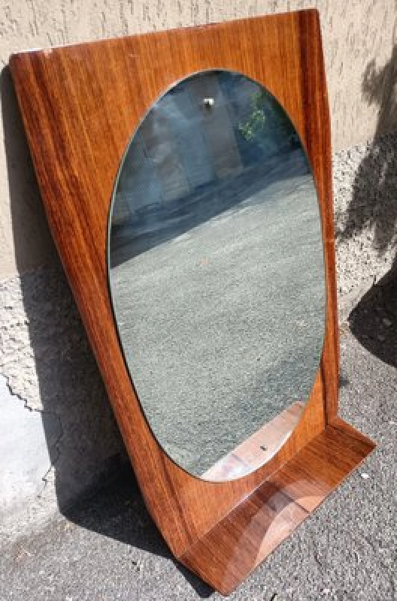 Specchio da parete in legno con mensola, anni '60 3