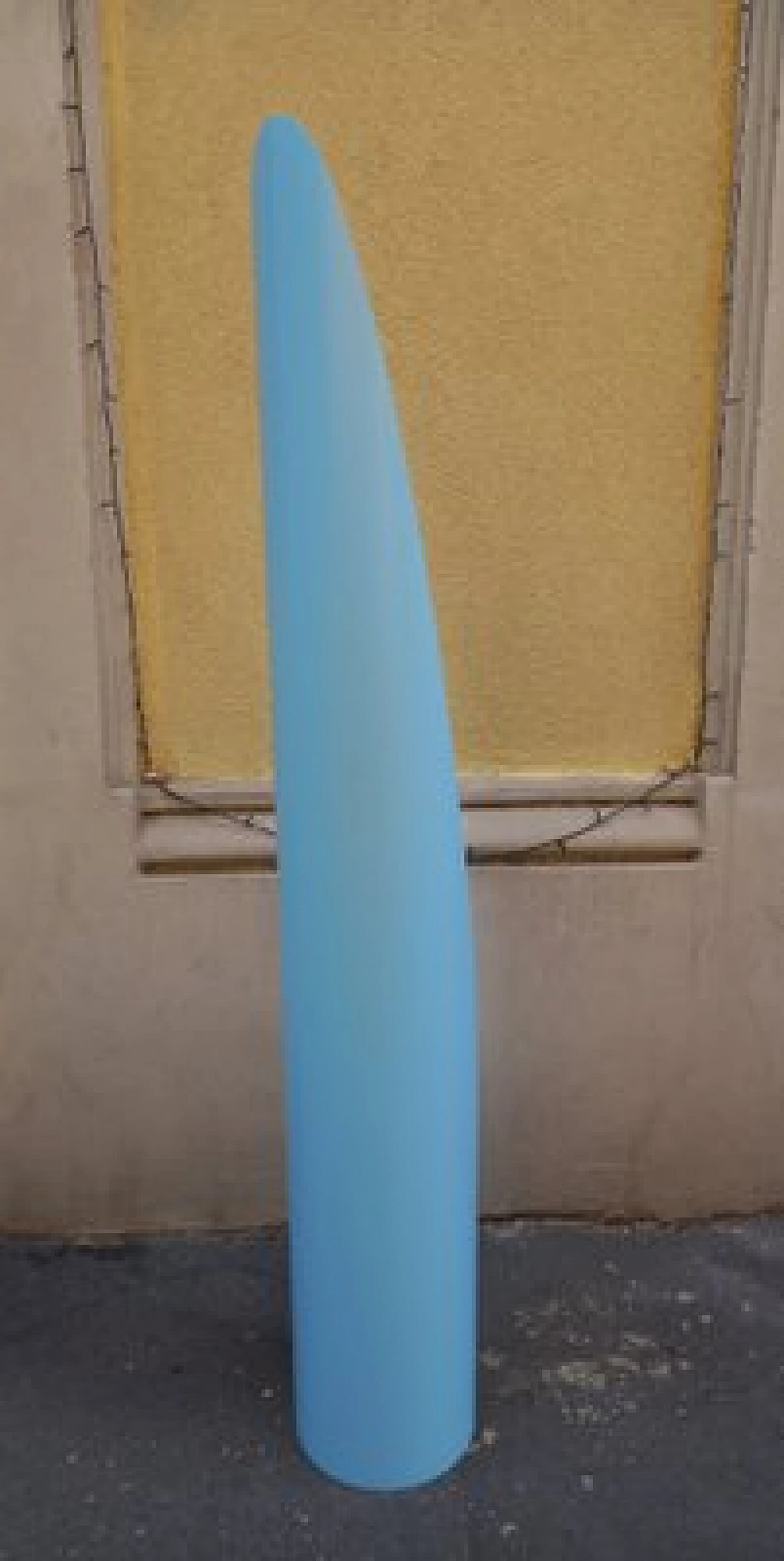 Specchio da terra Unghia in legno e pvc azzurro, anni 2000 11
