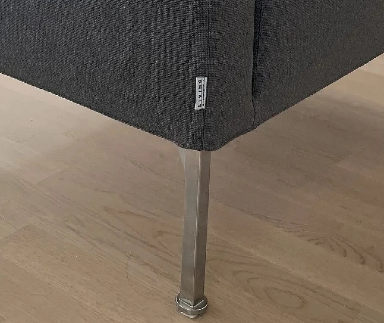 Pair of Box armchairs by Piero Lissoni for Living Divani 9