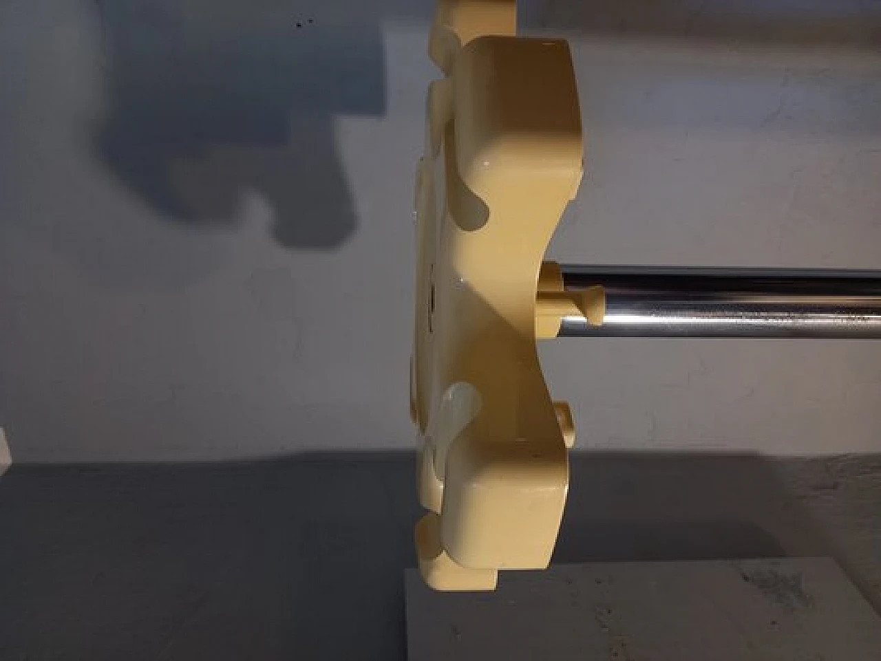 Appendiabiti di Roberto Lucchi & Paolo Orlandini per Velca, anni '70 9